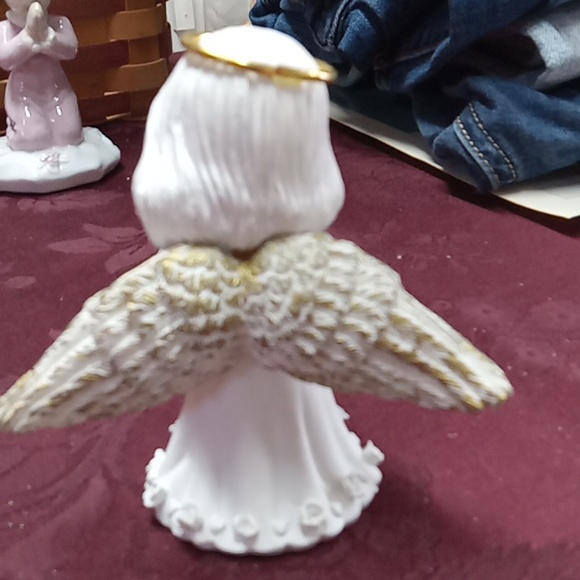 Friends angel 😇 - Picture 2 of 4